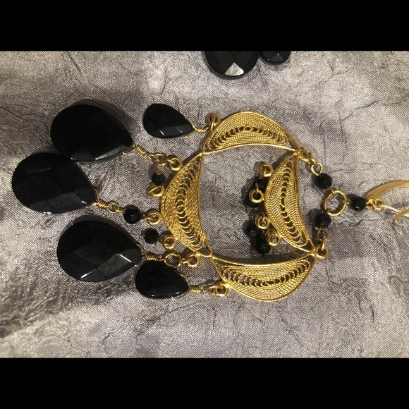 Dangle earrings - Picture 2 of 2